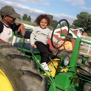 Meet your Posher, Julian